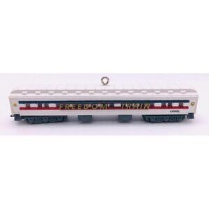 Hallmark Lionel Freedom Train Sleeper Ornament 2007 Collectible White Red & Blue